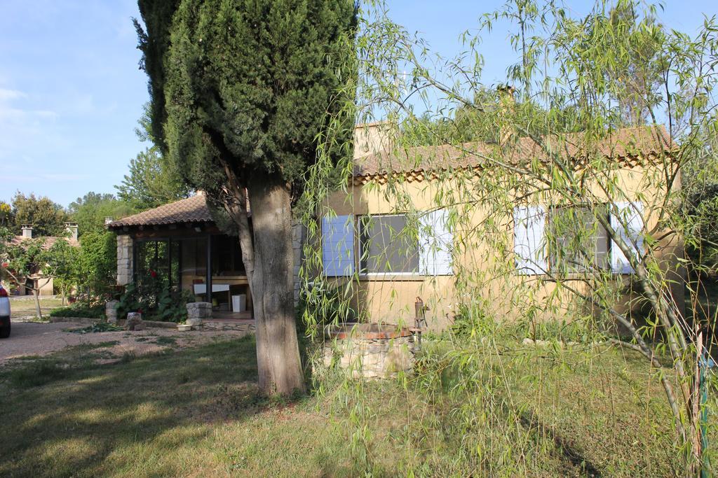 B&B Le Petit Frigouye Rochefort-du-Gard Exterior foto